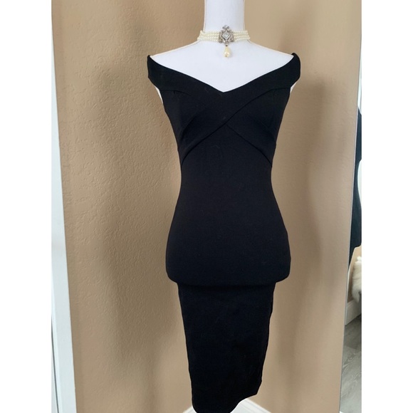 Lulus off the shoulder dress - Picture 3 of 7